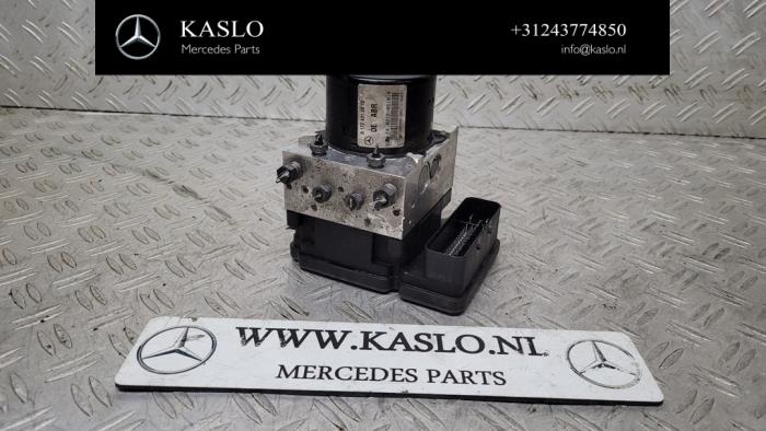 Gebruikte ABS Pomp Mercedes C (W204) 2.2 C-200 CDI 16V BlueEFFICIENCY Prijs € 50,00 Margeregeling aangeboden door kaslo auto parts