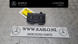 Gebruikte Alarm module Mercedes SLK (R172) 1.8 200 16V BlueEFFICIENCY Prijs € 25,00 Margeregeling aangeboden door kaslo auto parts
