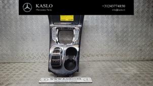 Gebruikte Middenconsoles Mercedes C (W205) C-220 2.2 CDI BlueTEC, C-220 d 16V Prijs € 200,00 Margeregeling aangeboden door kaslo auto parts