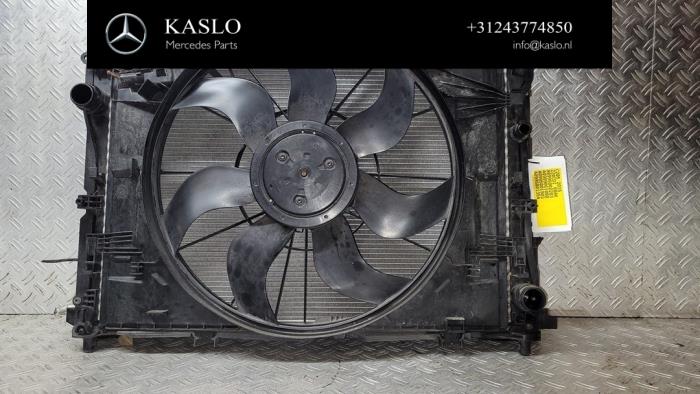 Gebruikte Radiateurfan Mercedes C (W205) C-220 2.2 CDI BlueTEC, C-220 d 16V Prijs € 125,00 Margeregeling aangeboden door kaslo auto parts