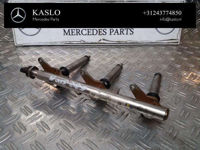 Gebruikte Verstuiver brug Mercedes E (W212) E-300 V6 24V Prijs € 75,00 Margeregeling aangeboden door kaslo auto parts