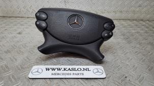 Gebruikte Airbag links (Stuur) Mercedes SL (R230) 5.0 SL-500 V8 24V Prijs € 100,00 Margeregeling aangeboden door kaslo auto parts