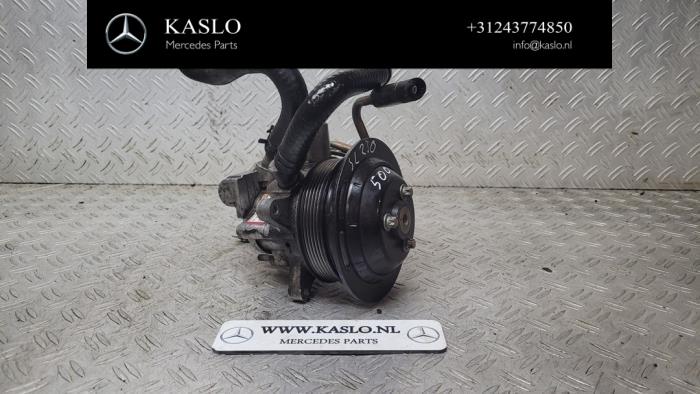 Gebruikte Servopomp Mercedes SL (R230) 5.0 SL-500 V8 24V Prijs € 500,00 Margeregeling aangeboden door kaslo auto parts