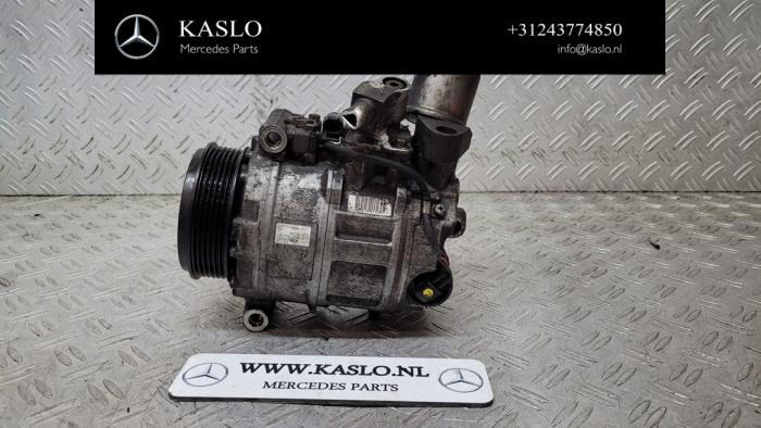 Gebruikte Aircopomp Mercedes SL (R230) 5.0 SL-500 V8 24V Prijs € 150,00 Margeregeling aangeboden door kaslo auto parts