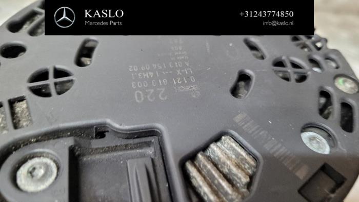 Dynamo van een Mercedes-Benz S (W221) 3.0 S-320 CDI 24V 2007