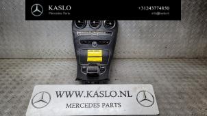 Gebruikte Middenconsoles Mercedes C (C205) C-220d 2.2 16V BlueTEC Prijs € 250,00 Margeregeling aangeboden door kaslo auto parts