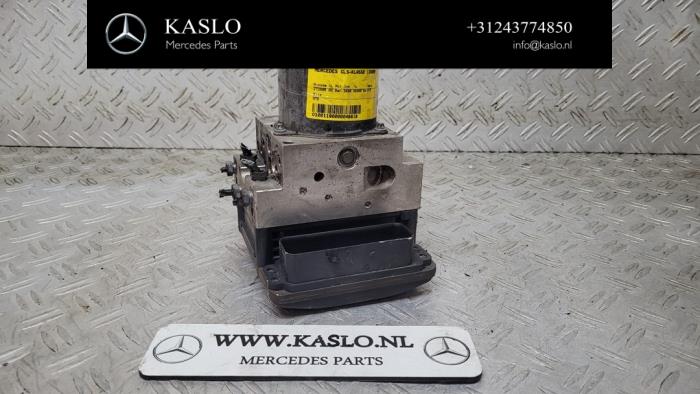 Gebruikte ABS Pomp Mercedes CLS (C219) 350 CGI 3.5 V6 24V Prijs € 200,00 Margeregeling aangeboden door kaslo auto parts