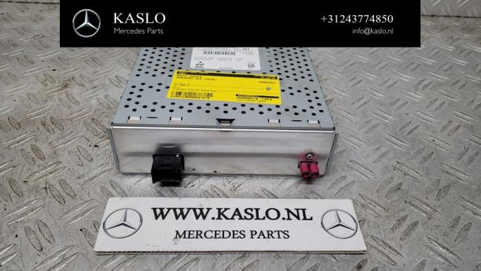 Gebruikte Radio module Mercedes SLC (R172) 2.1 250 d 16V Prijs € 200,00 Margeregeling aangeboden door kaslo auto parts