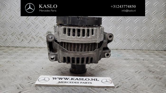 Gebruikte Dynamo Mercedes CLS (C219) 350 CDI 24V Prijs € 100,00 Margeregeling aangeboden door kaslo auto parts