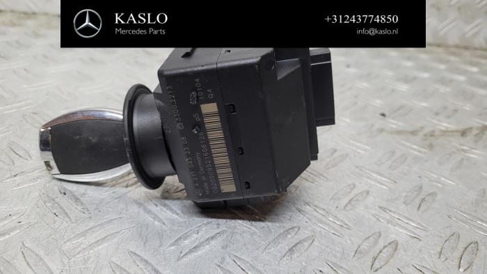 Kontaktslot + computer van een Mercedes-Benz CLS (C219) 350 CDI 24V 2010