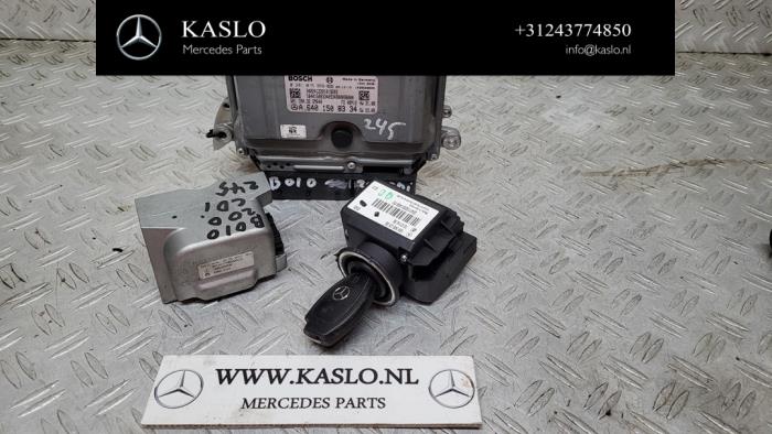 Gebruikte Kontaktslot + computer Mercedes B (W245) 2.0 B-200 CDI 16V Prijs € 200,00 Margeregeling aangeboden door kaslo auto parts