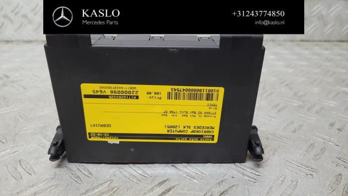 Computer cabriokap van een Mercedes-Benz SLK (R171) 1.8 200 K 16V 2005