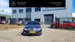 Gebruikte Koplamp rechts Mercedes C (W204) 3.0 C-320 CDI V6 24V Prijs € 200,00 Margeregeling aangeboden door kaslo auto parts