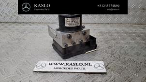 Gebruikte ABS Pomp Mercedes SLK (R171) 1.8 200 K 16V Prijs € 75,00 Margeregeling aangeboden door kaslo auto parts