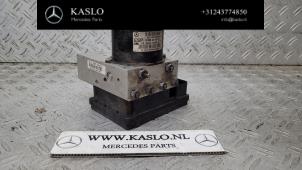 Gebruikte ABS Pomp Mercedes SLK (R171) 1.8 200 K 16V Prijs € 75,00 Margeregeling aangeboden door kaslo auto parts