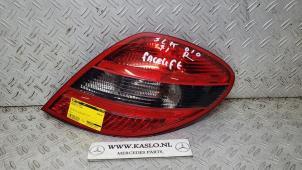 Gebruikte Achterlicht rechts Mercedes SLK (R171) 1.8 200 K 16V Prijs € 125,00 Margeregeling aangeboden door kaslo auto parts