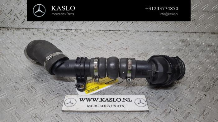 Gebruikte Intercooler Slang Mercedes A (177.0) 1.5 A-180d Prijs € 100,00 Margeregeling aangeboden door kaslo auto parts