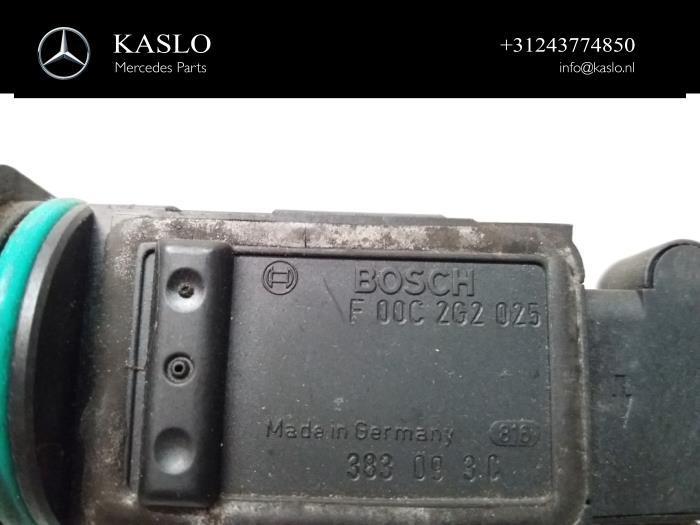 Luchtmassameter van een Mercedes-Benz S (W220) 4.0 S-400 CDI V8 32V 2002