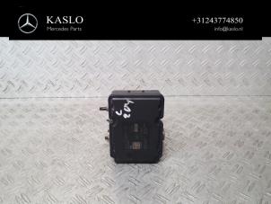 Gebruikte ABS Pomp Mercedes C (C204) 1.8 C-180 CGI 16V BlueEfficiency Prijs € 100,00 Margeregeling aangeboden door kaslo auto parts