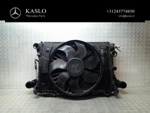 Gebruikte Radiateur Mercedes C (C204) 1.8 C-180 CGI 16V BlueEfficiency Prijs € 150,00 Margeregeling aangeboden door kaslo auto parts