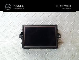 Gebruikte Display Interieur Mercedes C (W204) 1.8 C-200K 16V Prijs € 100,00 Margeregeling aangeboden door kaslo auto parts