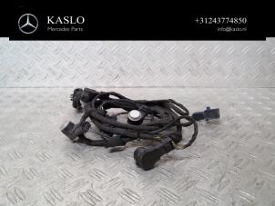 Gebruikte PDC Sensor Set Mercedes E (C207) E-350 CDI V6 24V Prijs € 200,00 Margeregeling aangeboden door kaslo auto parts