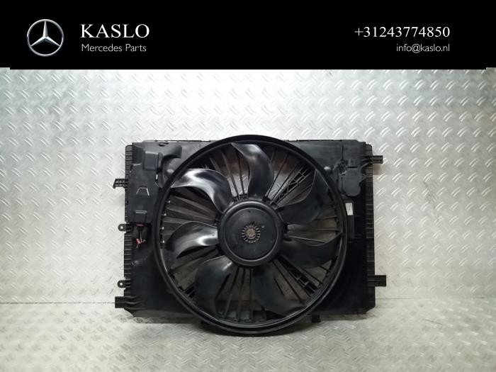 Gebruikte Fan Radiateur Mercedes A (W176) 1.5 A-180 CDI, A-180d 16V Prijs € 200,00 Margeregeling aangeboden door kaslo auto parts