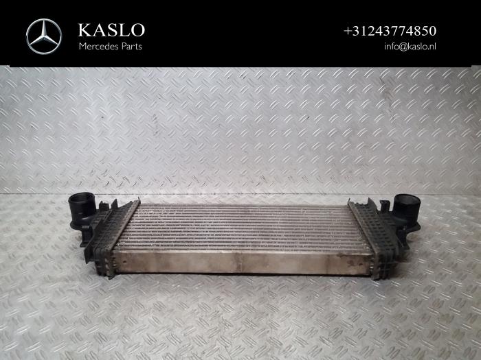 Gebruikte Intercooler Mercedes ML II (164/4JG) 3.0 ML-320 CDI 4-Matic V6 24V Prijs € 50,00 Margeregeling aangeboden door kaslo auto parts
