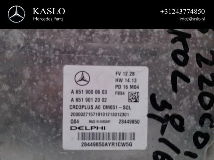 Kontaktslot + computer van een Mercedes-Benz C Estate (S205) C-220 CDI BlueTEC, C-220 d 2.2 16V 2016