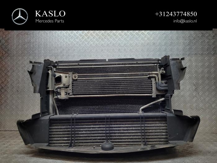 Gebruikte Intercooler Mercedes E (R207) E-350 CDI V6 24V Prijs € 50,00 Margeregeling aangeboden door kaslo auto parts
