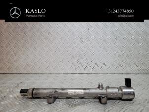 Gebruikte Injector brug Mercedes E (W212) E-200 CDI 16V BlueEfficiency,BlueTEC Prijs € 40,00 Margeregeling aangeboden door kaslo auto parts