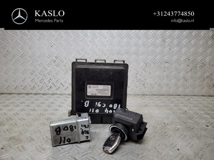 Gebruikte Kontaktslot + computer Mercedes C (W204) 1.8 C-180 CGI 16V Prijs € 300,00 Margeregeling aangeboden door kaslo auto parts