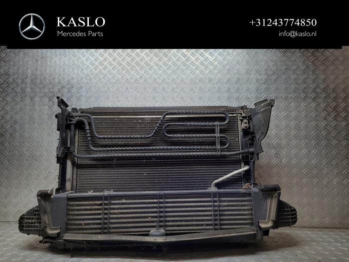 Gebruikte Intercooler Mercedes C (W204) 1.8 C-180 CGI 16V Prijs € 50,00 Margeregeling aangeboden door kaslo auto parts