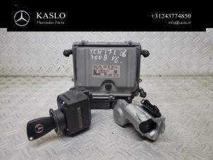 Gebruikte Kontaktslot + computer Mercedes SLK (R171) 3.5 350 V6 24V Prijs € 350,00 Margeregeling aangeboden door kaslo auto parts
