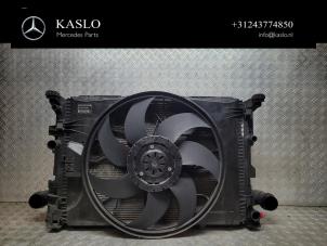 Gebruikte Radiateurfan Mercedes B (W246) 2.2 B-220 CDI BlueEFFICIENCY,d 16V Prijs € 200,00 Margeregeling aangeboden door kaslo auto parts