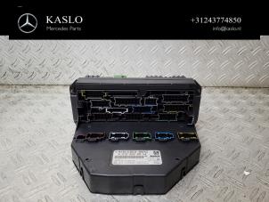 Gebruikte Zekeringkast Mercedes E (W212) E-220 CDI 16V BlueEfficiency Prijs € 100,00 Margeregeling aangeboden door kaslo auto parts