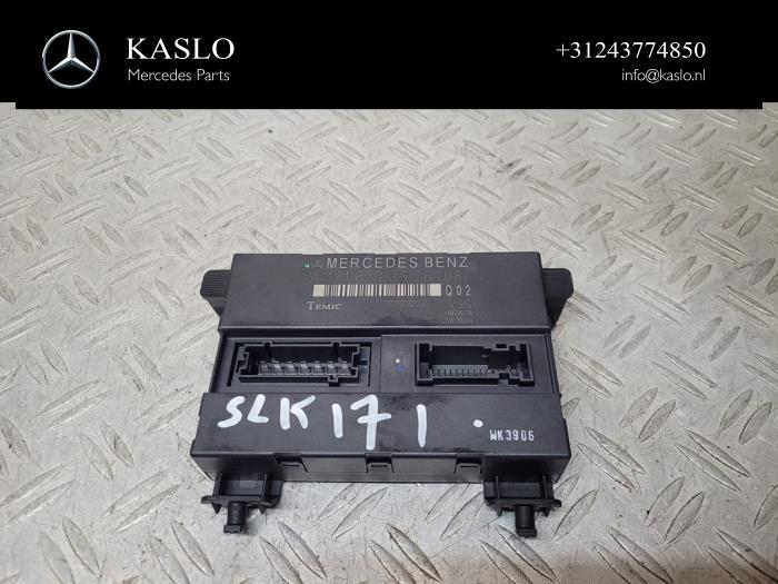 Gebruikte Cabriokap computer Mercedes SLK (R171) 1.8 200 K 16V Prijs € 100,00 Margeregeling aangeboden door kaslo auto parts