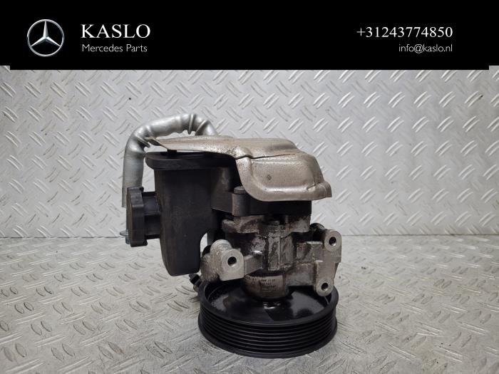 Gebruikte Servopomp Mercedes SLK (R171) 1.8 200 K 16V Prijs € 100,00 Margeregeling aangeboden door kaslo auto parts