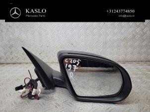 Gebruikte Spiegel Buiten rechts Mercedes C (W205) C-220 2.2 CDI BlueTEC, C-220 d 16V Prijs € 200,00 Margeregeling aangeboden door kaslo auto parts