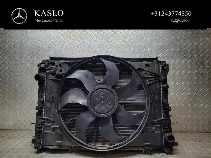 Gebruikte Radiateurfan Mercedes C (W205) C-220 2.2 CDI BlueTEC, C-220 d 16V Prijs € 125,00 Margeregeling aangeboden door kaslo auto parts
