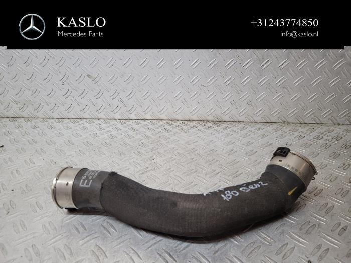 Gebruikte Intercooler Slang Mercedes A (177.0) 1.3 A-180 Turbo 16V Prijs € 50,00 Margeregeling aangeboden door kaslo auto parts