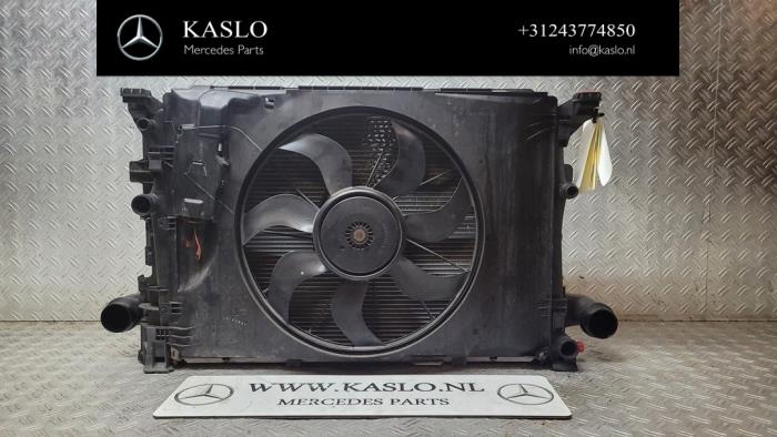 Gebruikte Fan Radiateur Mercedes B (W246/W242) 1.5 B-180 CDI,d 16V Prijs € 150,00 Margeregeling aangeboden door kaslo auto parts