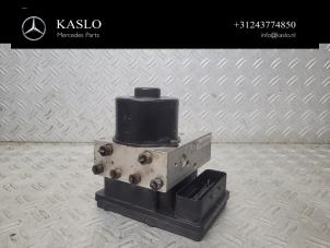 Gebruikte ABS Pomp Mercedes ML II (164/4JG) 3.0 ML-350 CDI BlueTec 4-Matic V6 24V Prijs € 300,00 Margeregeling aangeboden door kaslo auto parts