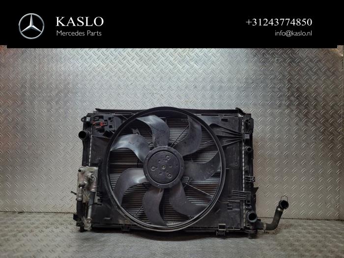 Gebruikte Radiateurfan Mercedes C (C205) C-250d 2.2 16V BlueTEC Prijs € 125,00 Margeregeling aangeboden door kaslo auto parts
