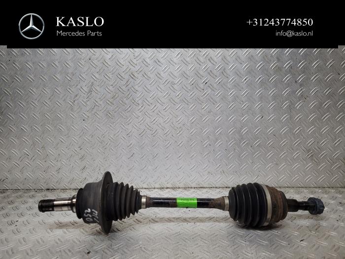 Gebruikte Steekas links-voor Mercedes ML III (166) 2.1 ML-250 CDI 16V BlueTEC 4-Matic Prijs € 100,00 Margeregeling aangeboden door kaslo auto parts