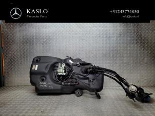 Gebruikte Tank adblue Mercedes ML III (166) 2.1 ML-250 CDI 16V BlueTEC 4-Matic Prijs € 400,00 Margeregeling aangeboden door kaslo auto parts