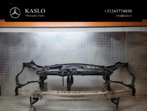 Gebruikte Voorfront Mercedes E (W212) E-220 CDI 16V BlueEfficiency Prijs € 400,00 Margeregeling aangeboden door kaslo auto parts