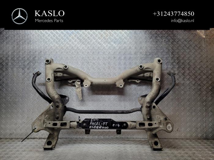 Gebruikte Subframe Mercedes E (W212) E-220 CDI 16V BlueEfficiency Prijs € 200,00 Margeregeling aangeboden door kaslo auto parts