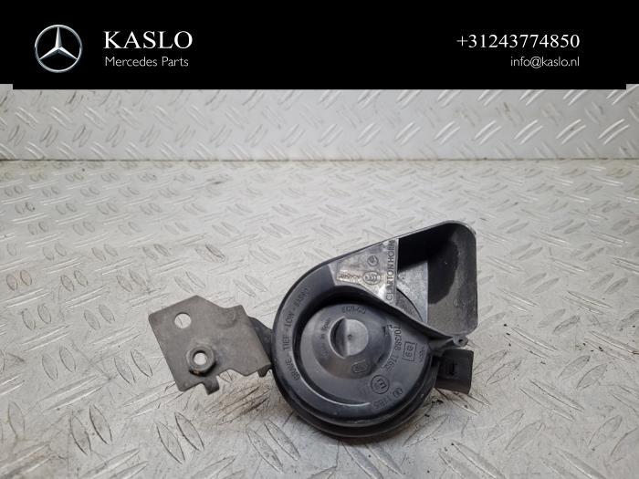 Claxon van een Mercedes-Benz C (W205) C-200 2.0 CGI 16V 2015