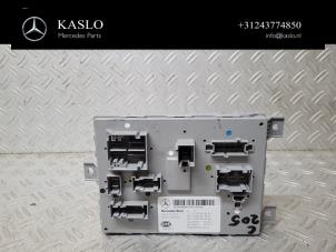 Gebruikte Comfort Module Mercedes C (W205) C-200 2.0 CGI 16V Prijs € 50,00 Margeregeling aangeboden door kaslo auto parts